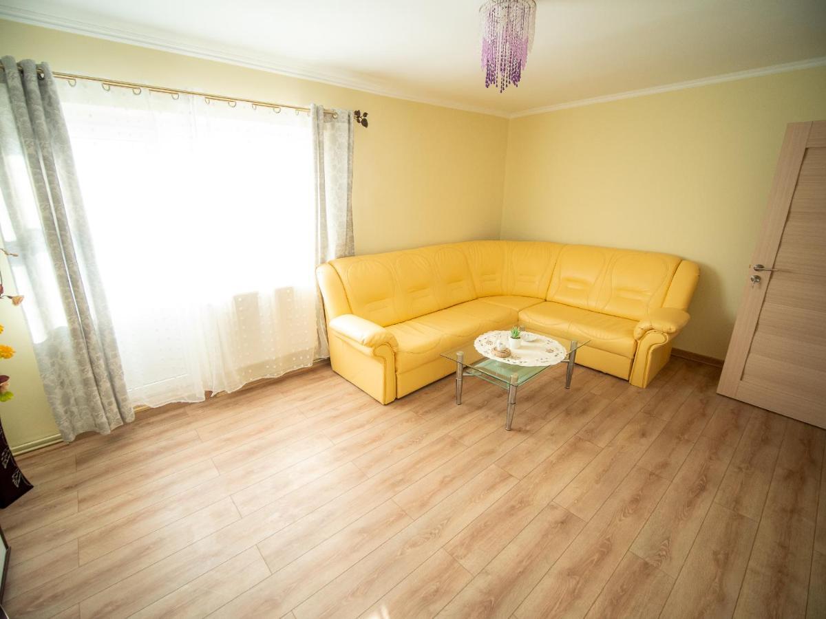 L&R Modern Apartment Otelu Rosu Luaran gambar