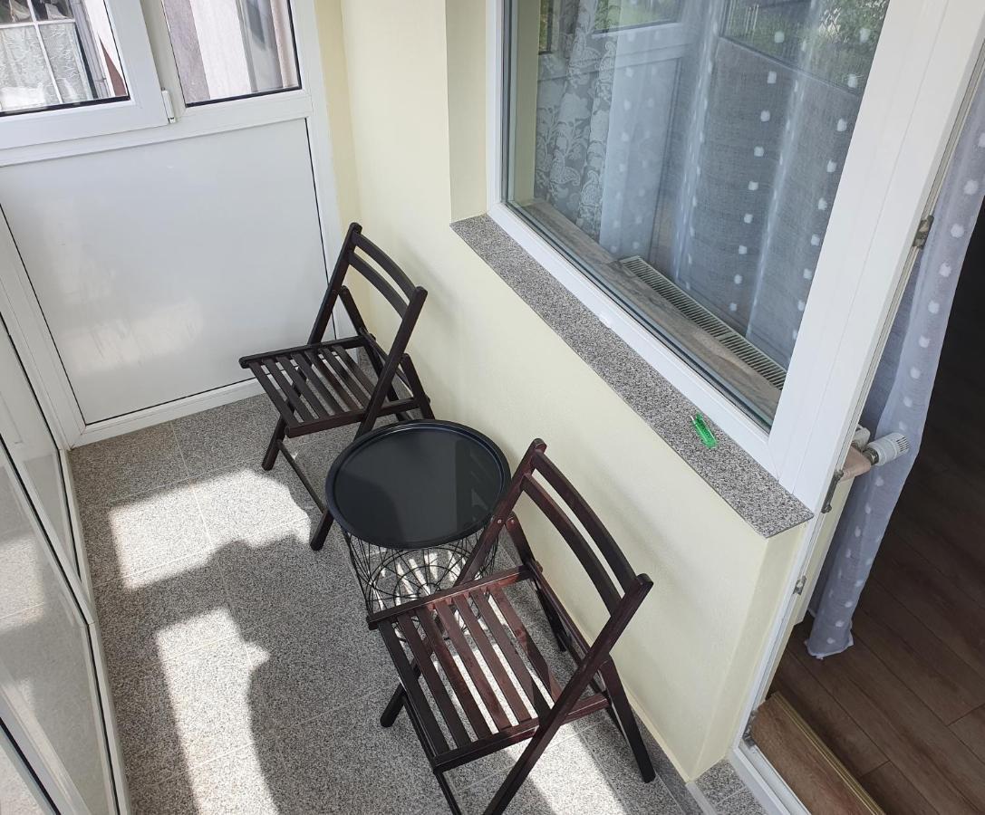 L&R Modern Apartment Otelu Rosu Luaran gambar